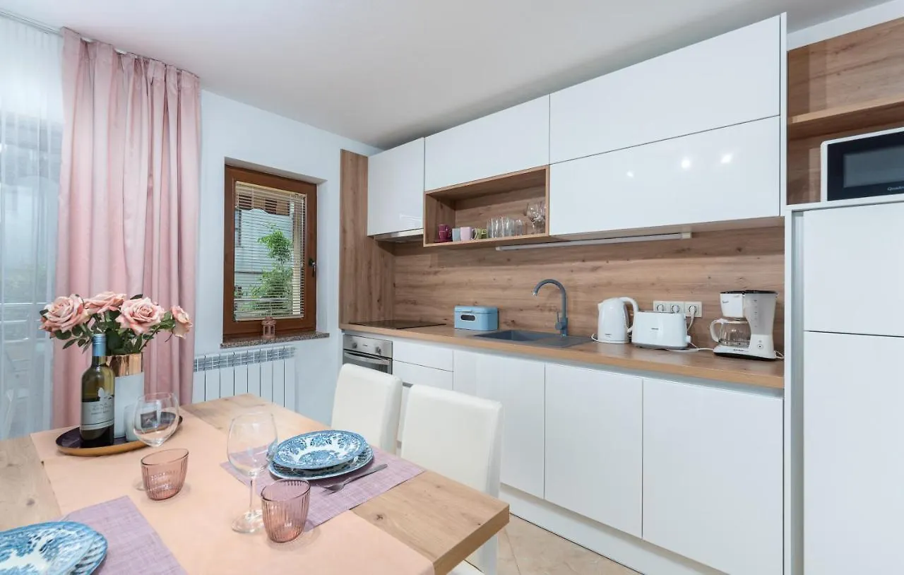 פורץ Apartments Villa Ana