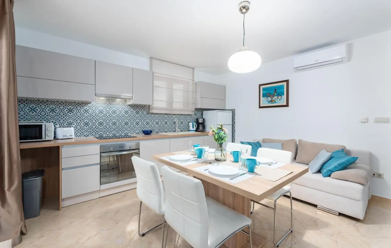 פורץ Apartments Villa Ana