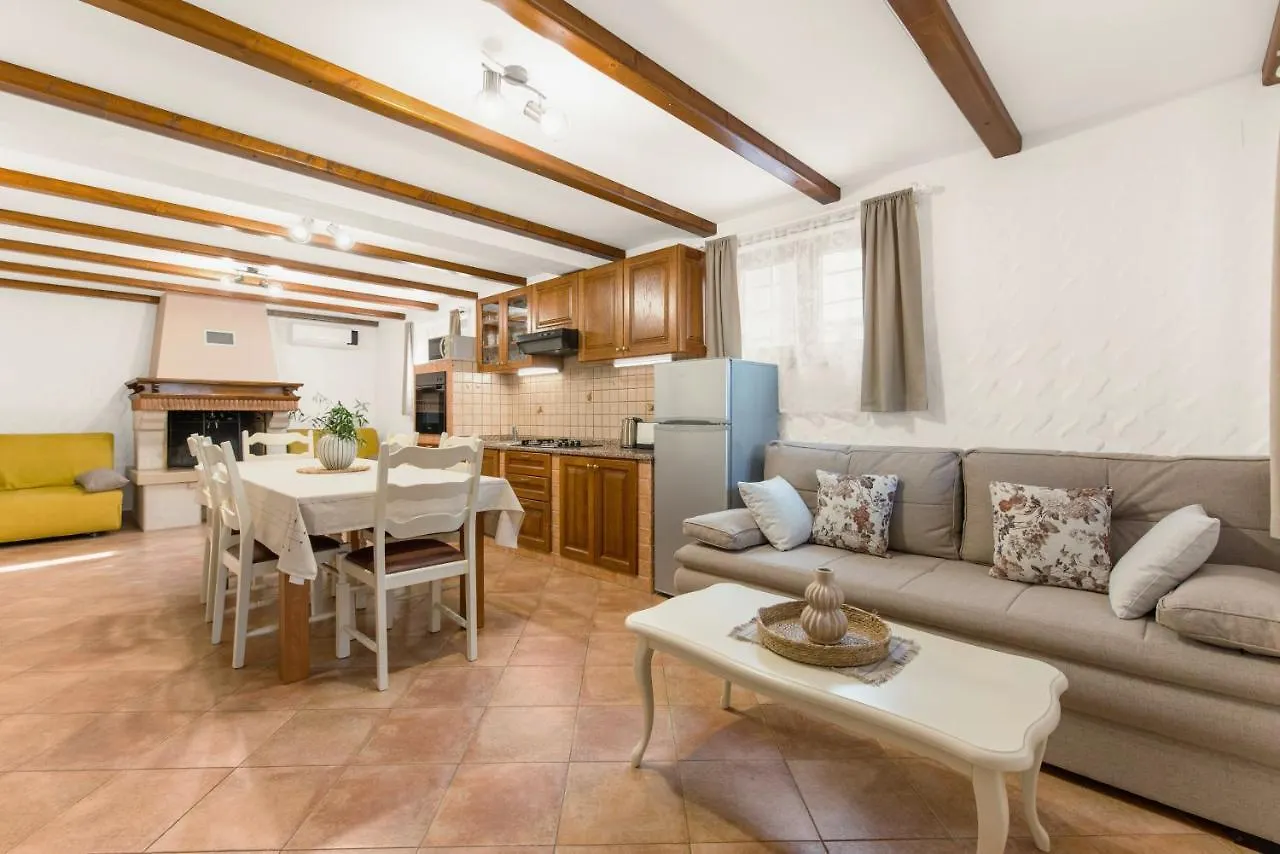 פורץ Apartments Villa Ana